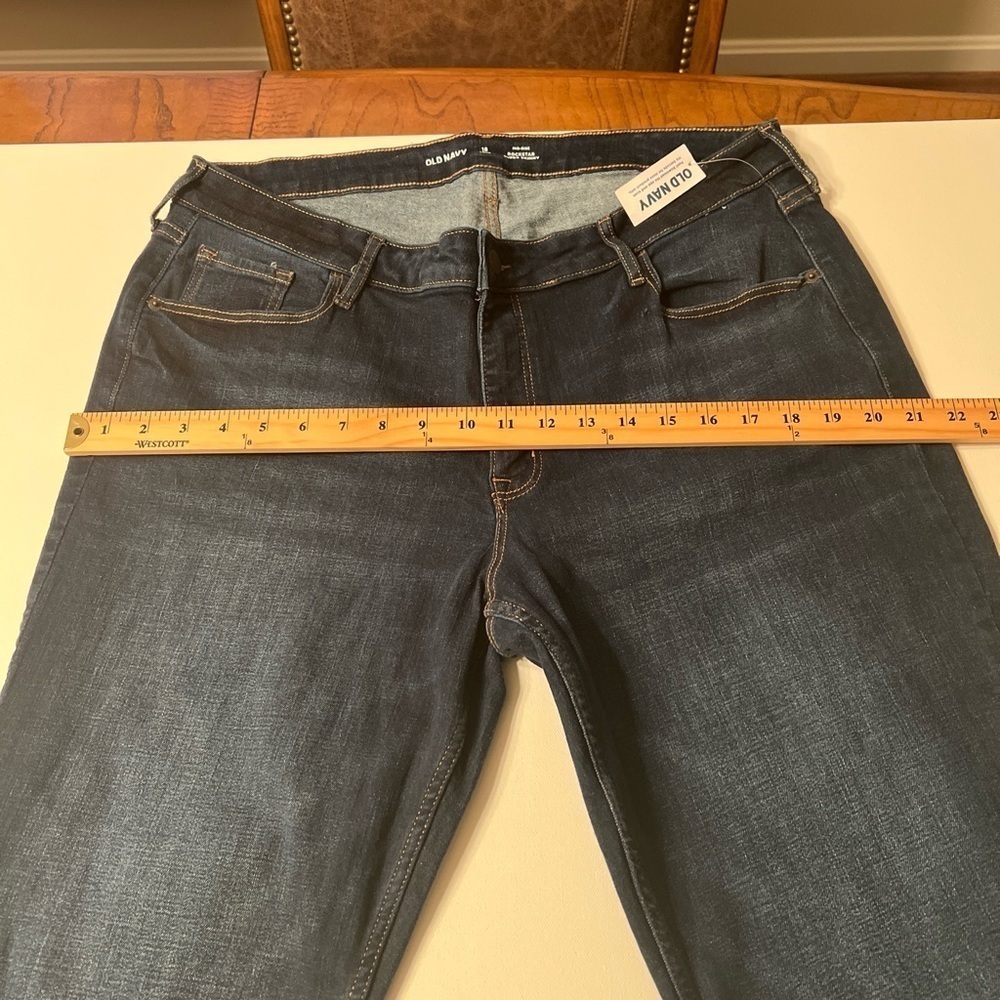 NWT Old Navy Women's Midrise Rockstar Super Skinny Size 18 Jeans Dark 🔥 (Q) - Picture 4 of 7